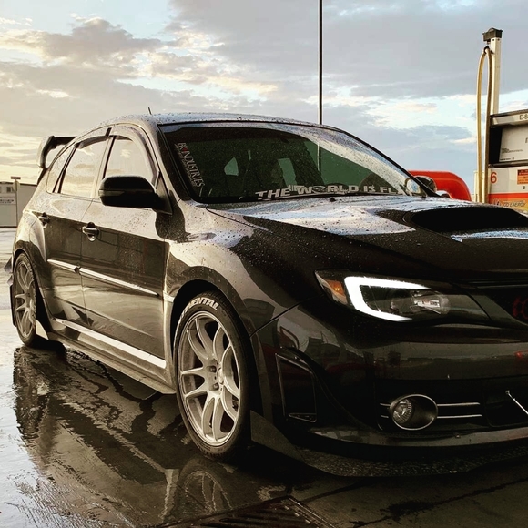 Meet your Posher, Hayley - Picture 2 of 2